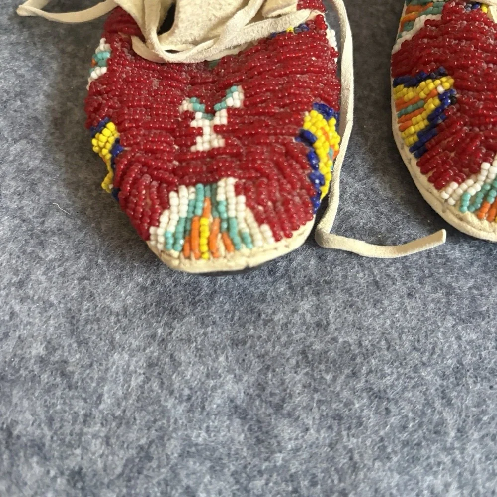 Vintage Cheyenne Moccasins Native American Infant‎ Child Size Fully Beaded Red